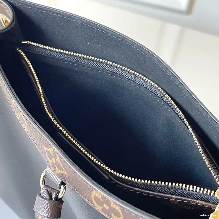 Fashion Reps LV 2411YA0180 Bags 0505